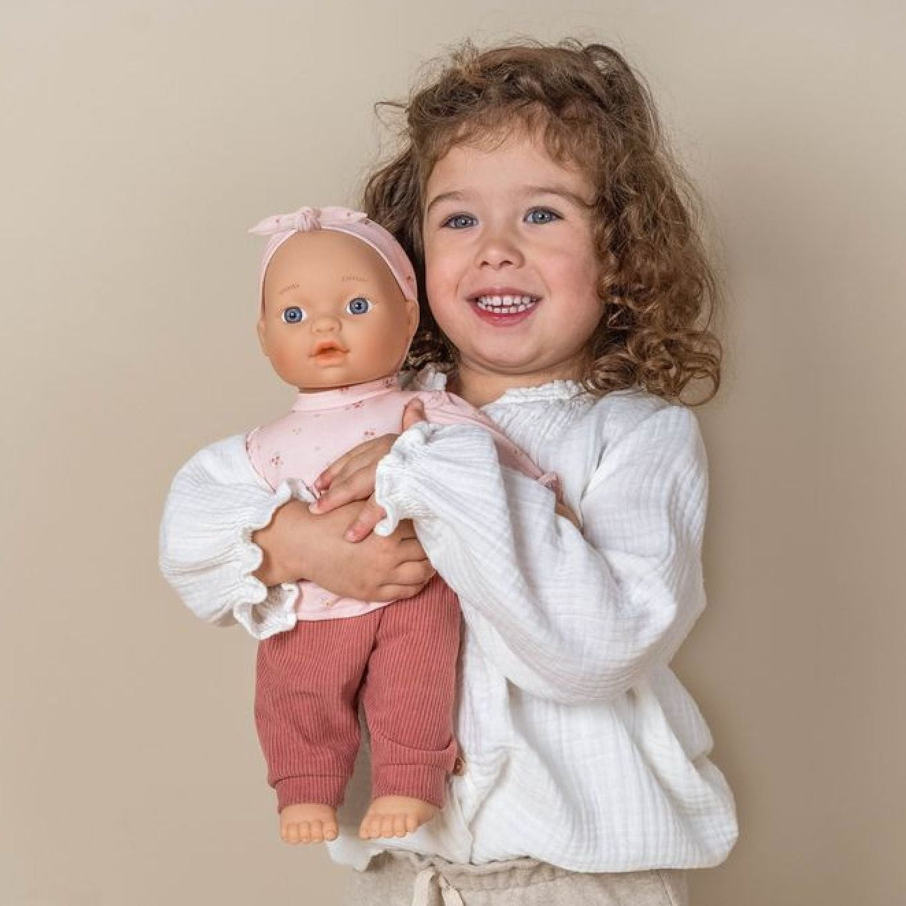 Poupée bébé Lily - Multicolore - Essentials