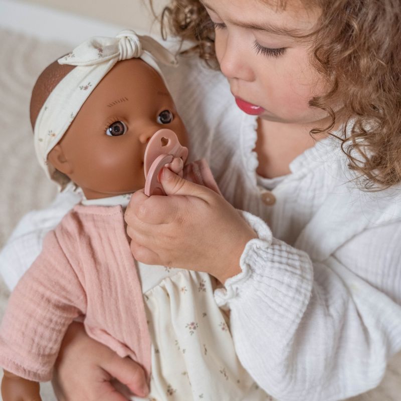 Poupée bébé Noa - Essentials